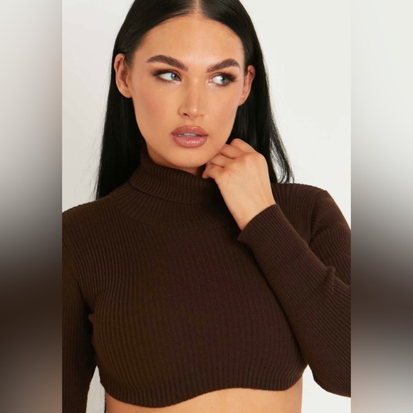 Cropped knitted turtleneck sweater, chocolate brown, size US 2 - Picture 2 of 2